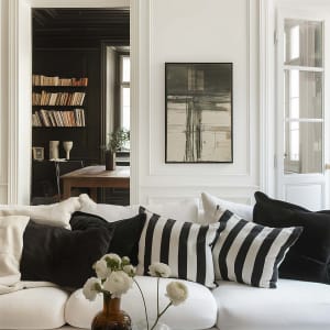 Black & White Room